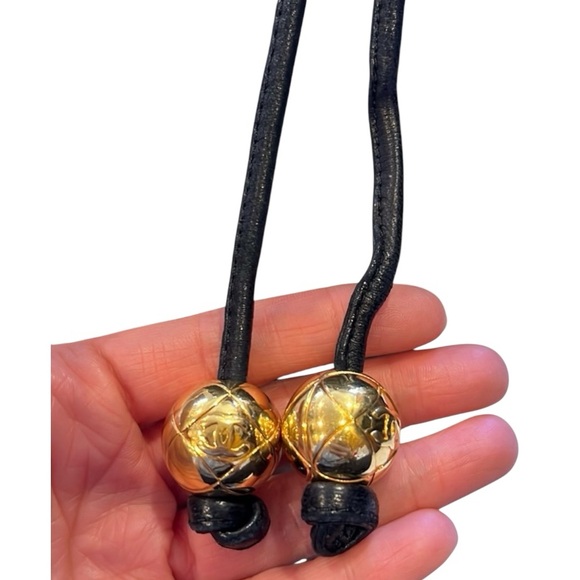 CHANEL Authentic Black Lambskin Leather CC 90s Mini Bucket Bag 24K Gold Hardware - Picture 5 of 14